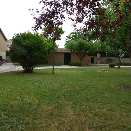 Casa Rural Las Tuyas En Segovia パラスエーロス・デ・エレスマ エクステリア 写真